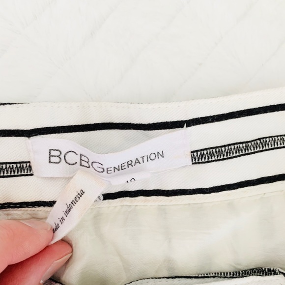 BCBGeneration button wrap skirt - Picture 6 of 7